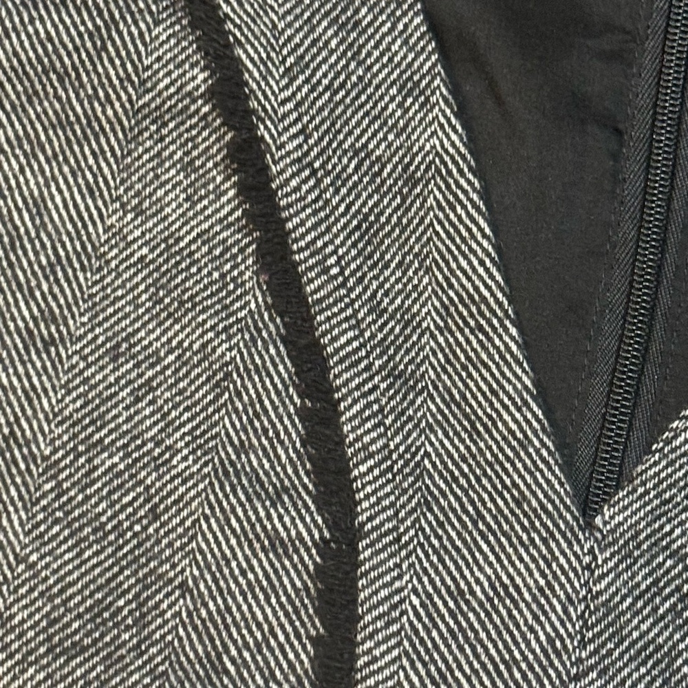 Banana Republic Gray V-Neck Tweed Midi Dress - Picture 6 of 7